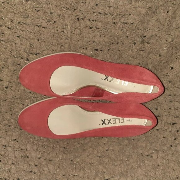 The FLEXX-Red Suede Uppers-Rubber Block Heel/Sole-Pumps-Sz 37/6-Near Mint - Picture 6 of 7